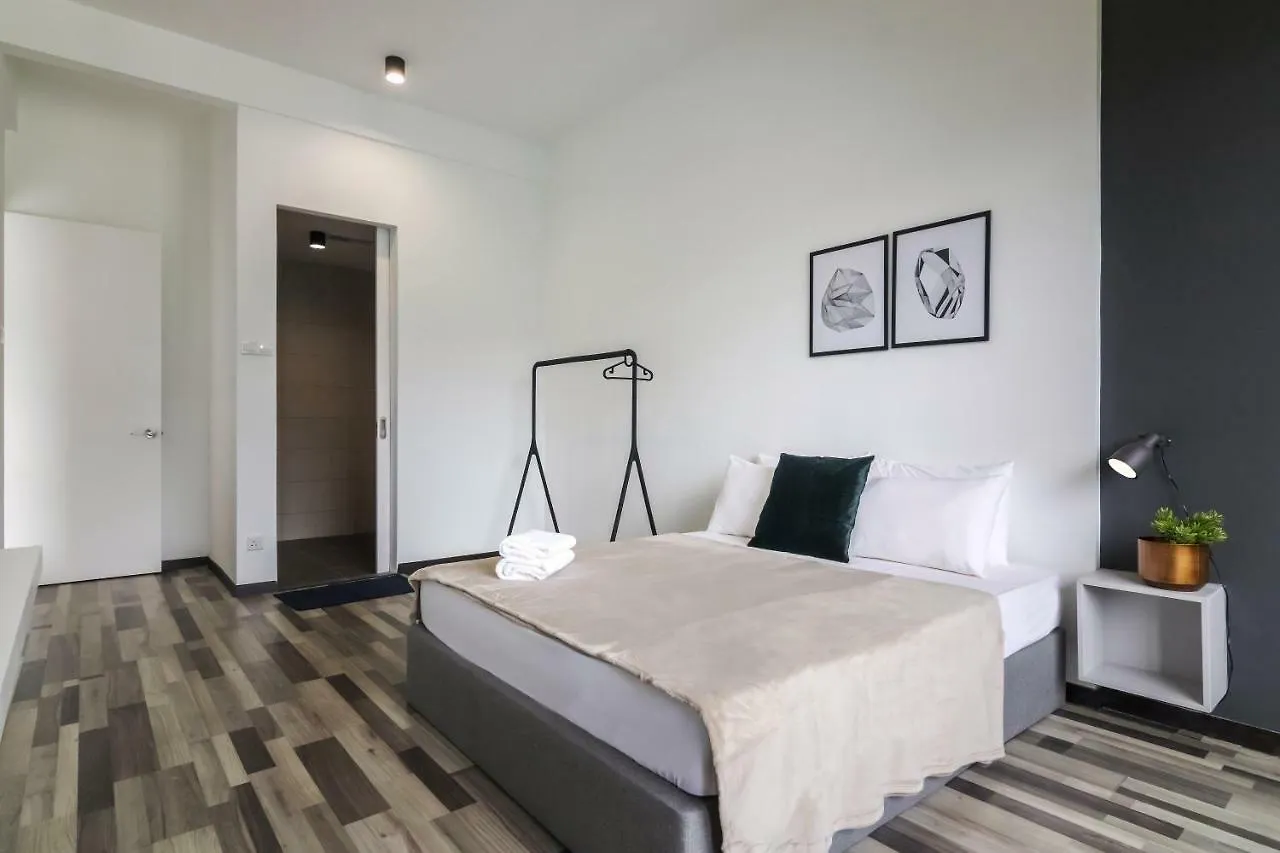 Arte S Family Suites Gelugor