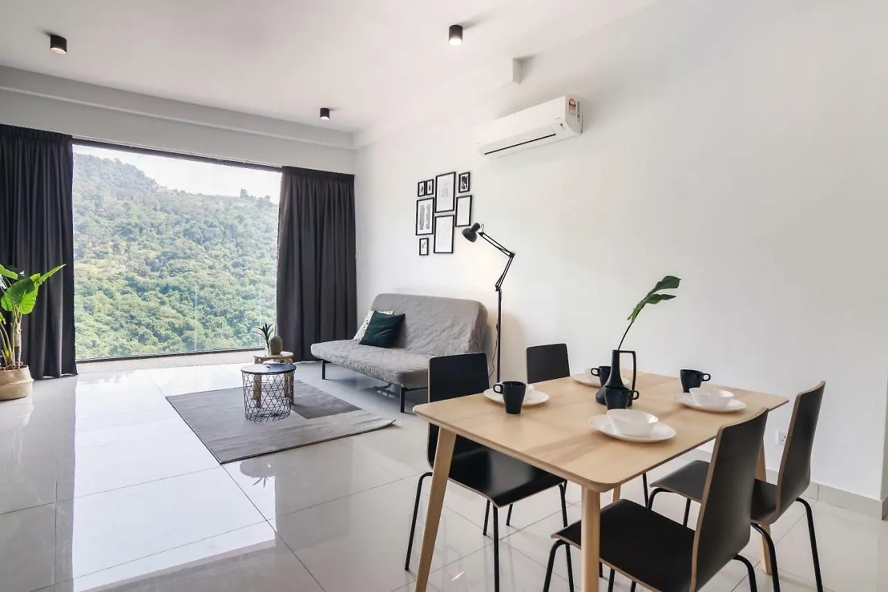 Arte S Family Suites Gelugor
