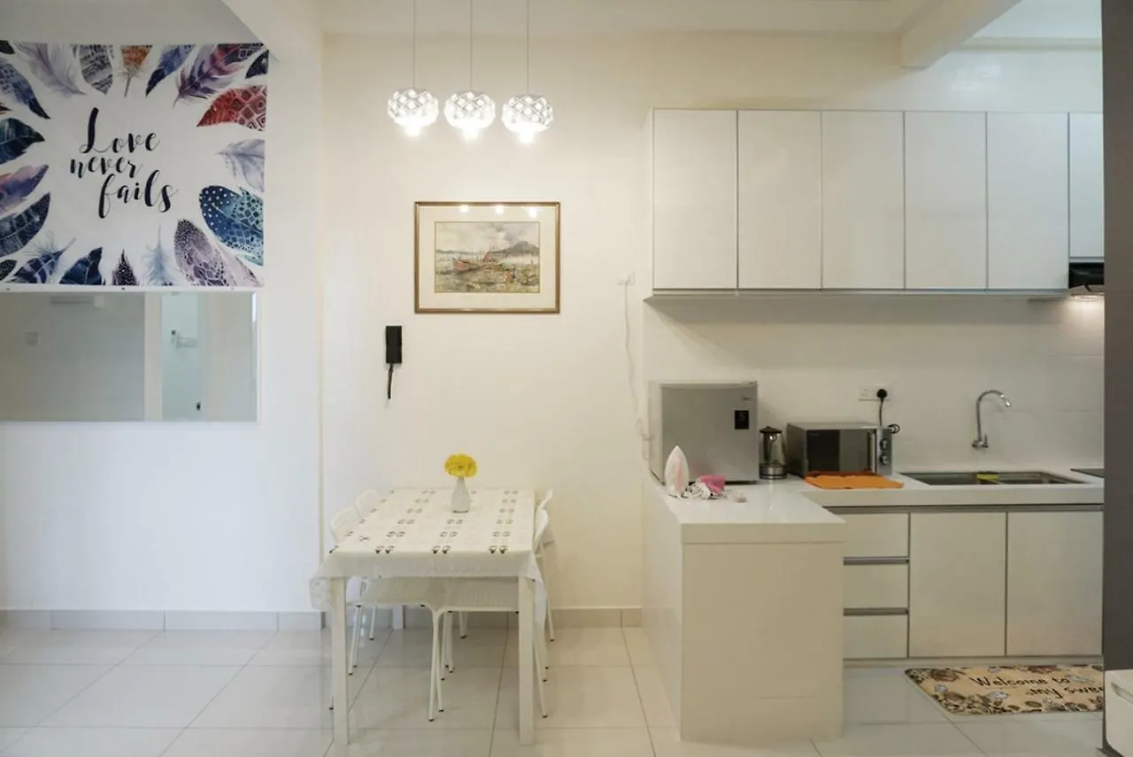 Arte S Family Suites Gelugor